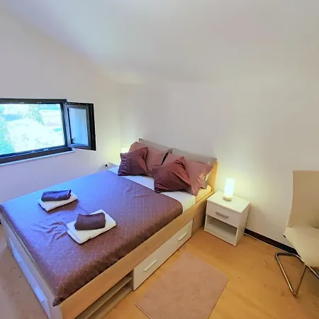 Pajtak Apartment *